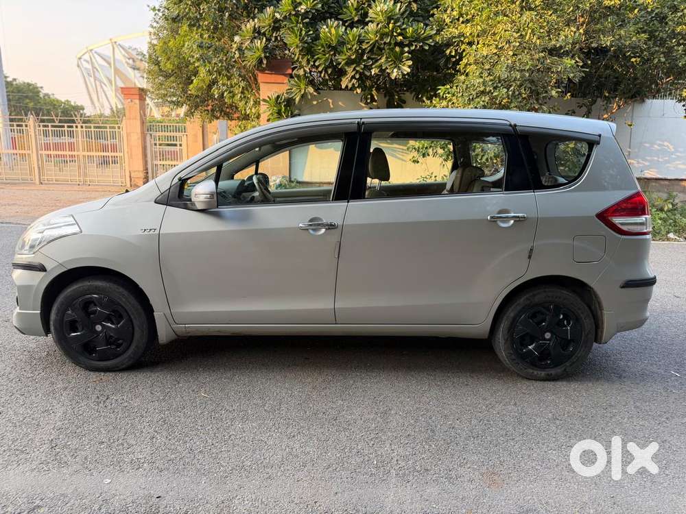 Maruti Suzuki Ertiga 1.4 Vxi Cng Anniversary Edition, 2018, Cng & Hy..