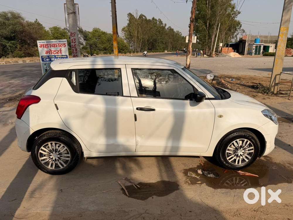 Maruti Suzuki Swift 2018 Petrol 70000 Km Driven
