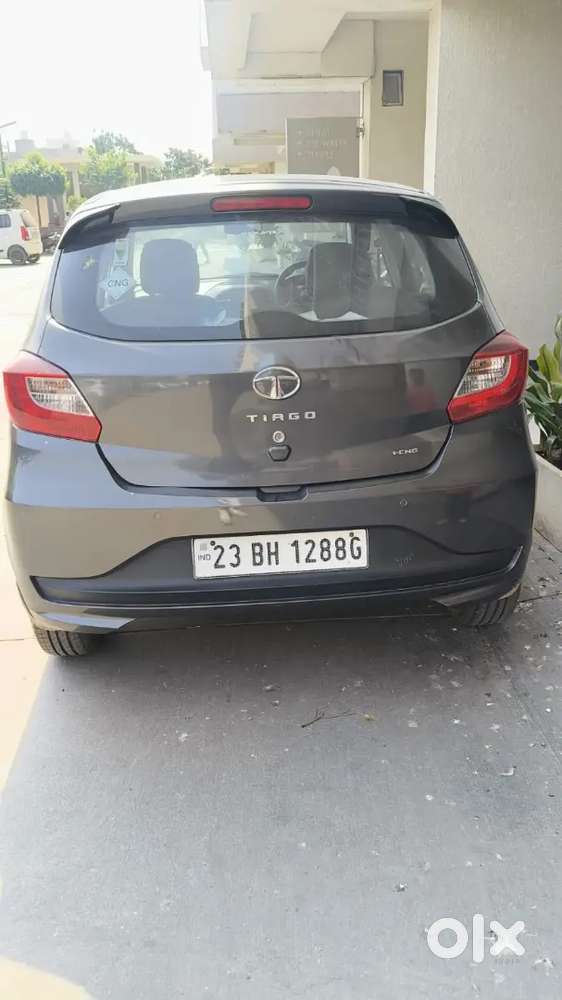 Tata Tiago Cng