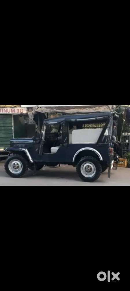 Mahindra Jeep Classic 1990