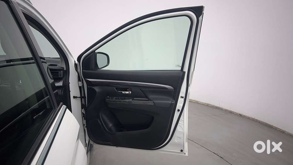 Maruti Suzuki Xl6 1.5 Alpha Mt, 2022, Petrol