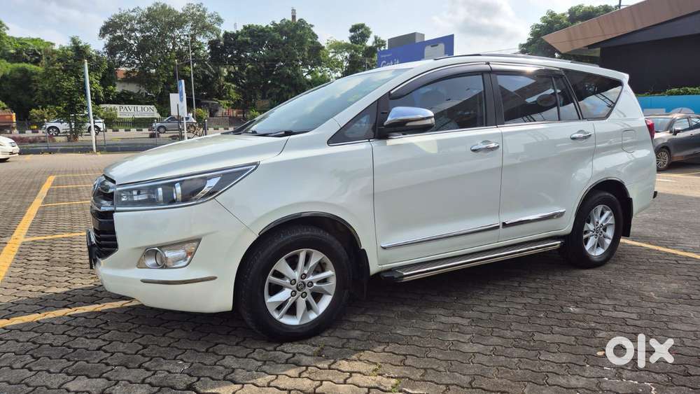 Toyota Innova Crysta 2.8 Zx At, 2017, Diesel