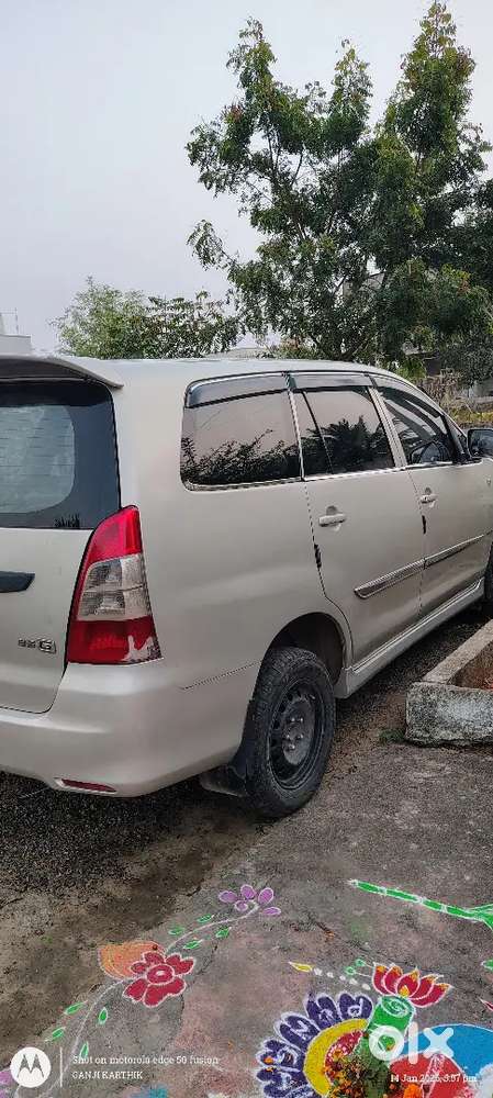 2012model 2.5g 8seater