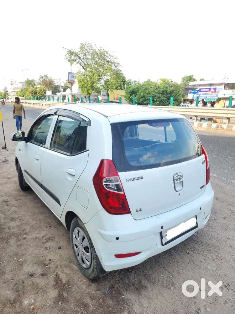 Hyundai I10 2011 Petrol 73000 Km Driven
