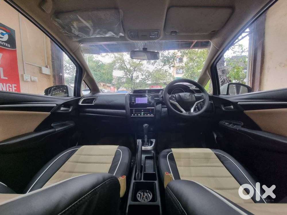 Honda Jazz V Cvt, 2017, Petrol