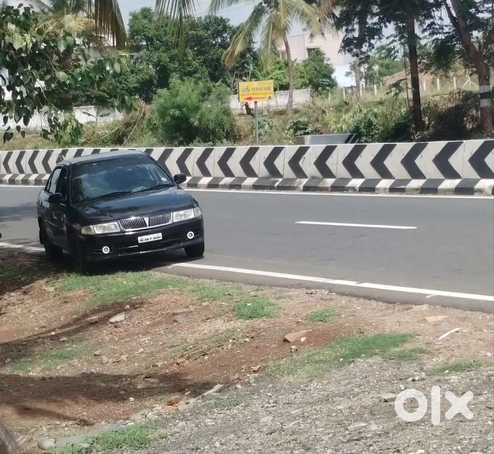 Mitsubishi Lancer Black (sports Look)