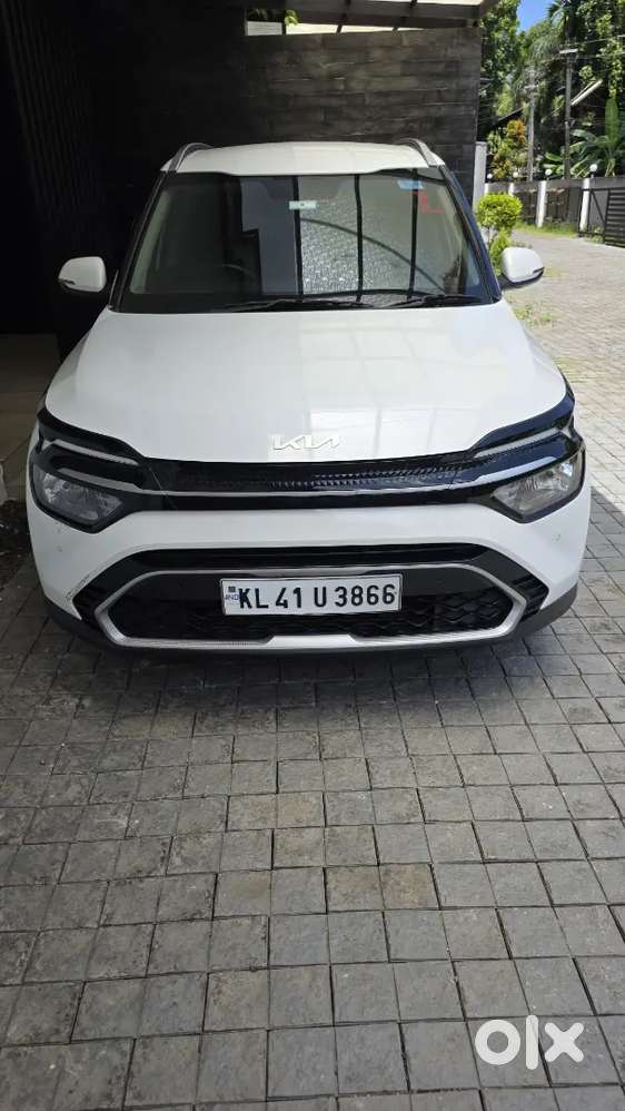 Kia Carens Prestige 1.5 Imt Transmission 7 Seater Mpv