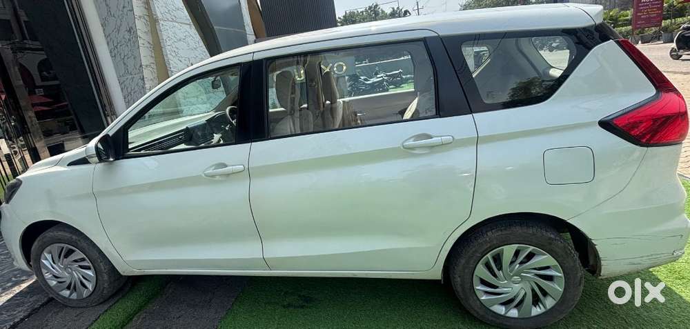 Maruti Ertiga Vxi Cng 2021