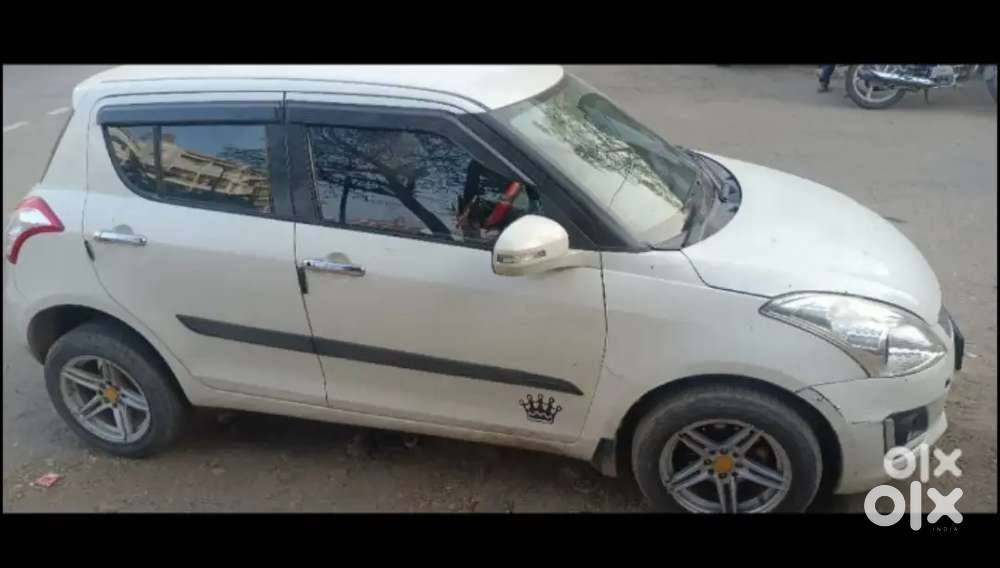 Maruti Suzuki Swift 2013 Petrol 110000 Km Driven