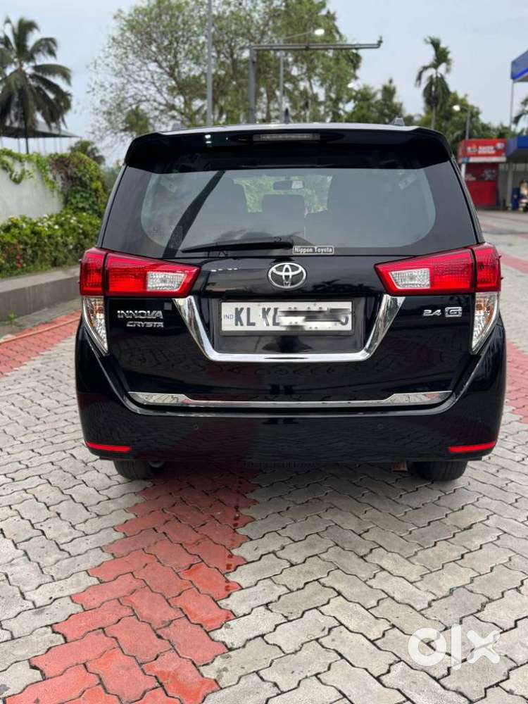 Toyota Innova Crysta [2020-ongoing] 2.4 Gx At 7 Str, 2022, Diesel