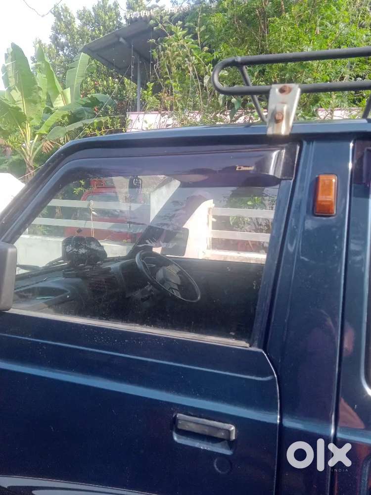 Maruti Suzuki Omni 2011