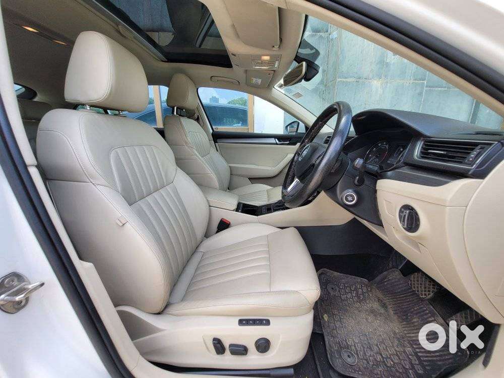 Skoda Superb Style 1.8 Tsi At, 2019, Petrol