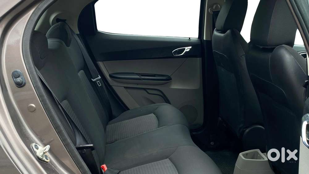 Tata Tiago 1.2 Revotron Xz, 2019, Petrol