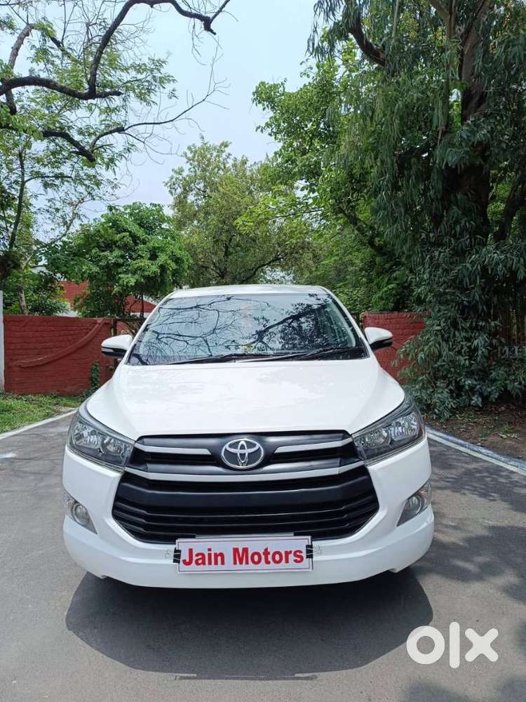 Toyota Innova Crysta 2.4 G Mt 8s, 2017, Diesel