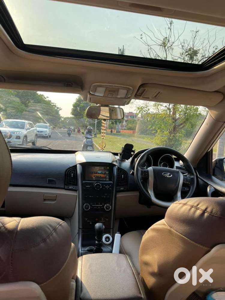 Mahindra Xuv500 2017 Diesel 90000 Km Driven