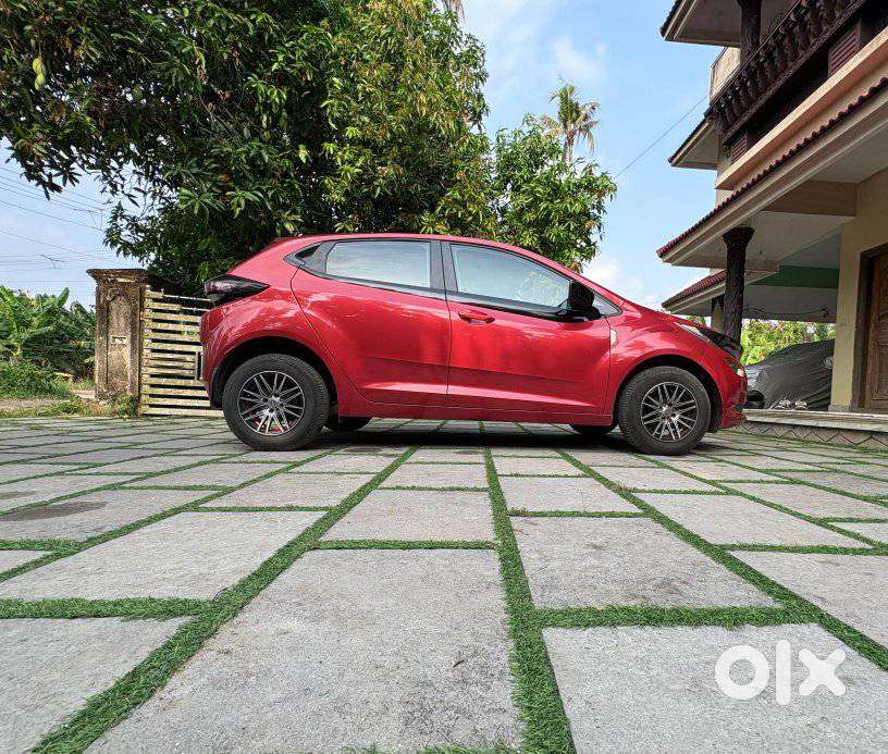 Tata Altroz 1.2 Xm, 2021, Petrol