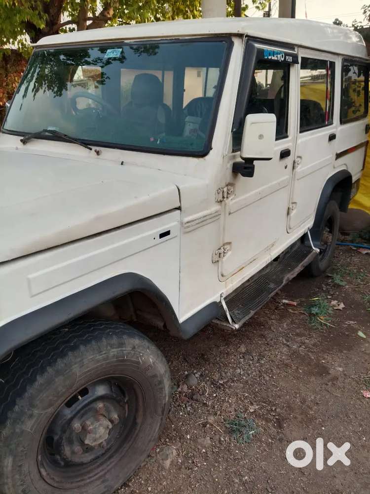 Bolero 9 Seater Gadi Condition No 1