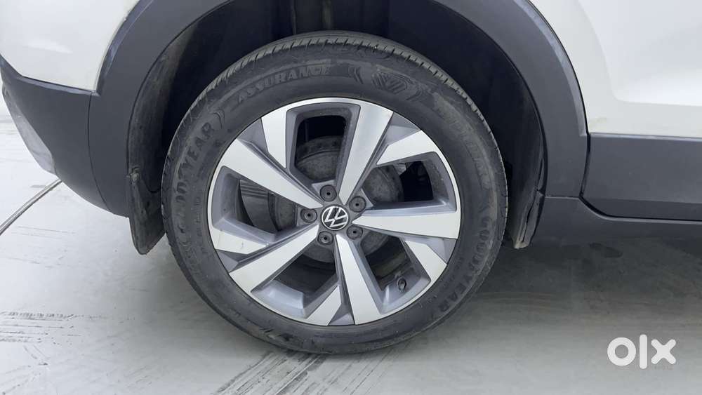 Volkswagen Taigun Topline 1.0 Tsi Mt (electric Seats), 2022, Petrol