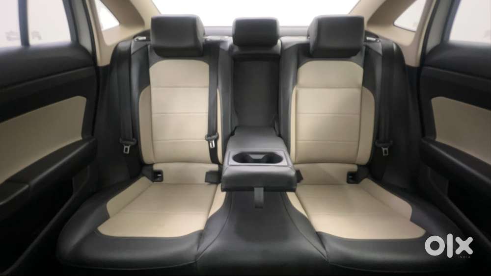 Skoda Slavia Style 1.5l Tsi Dsg, 2022, Petrol