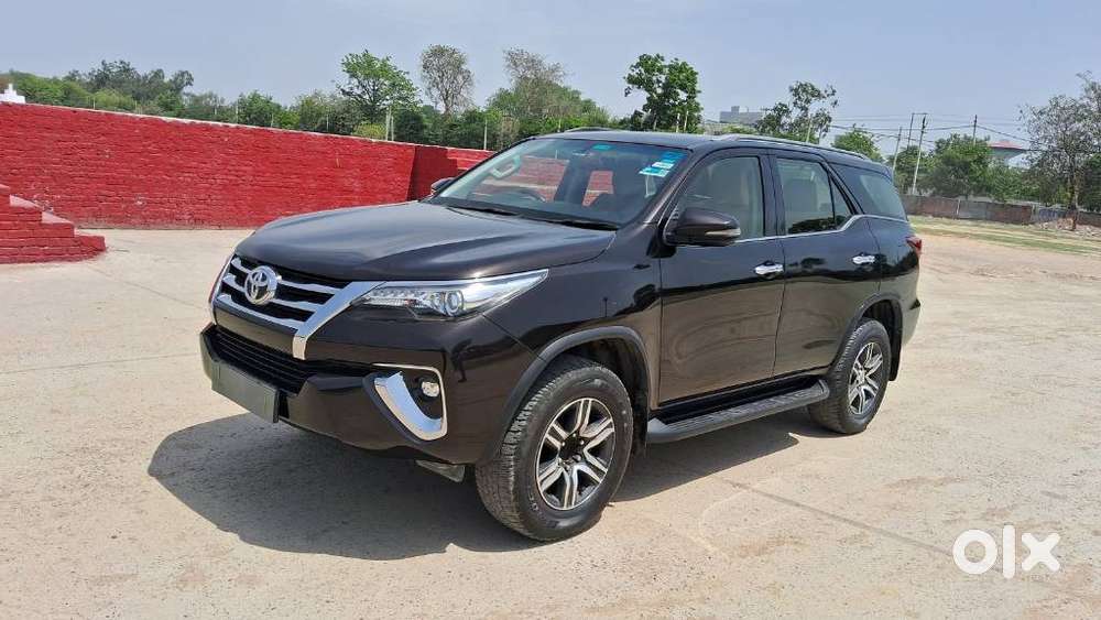 Toyota Fortuner 4x2 At 2.8 Diesel, 2020, Diesel