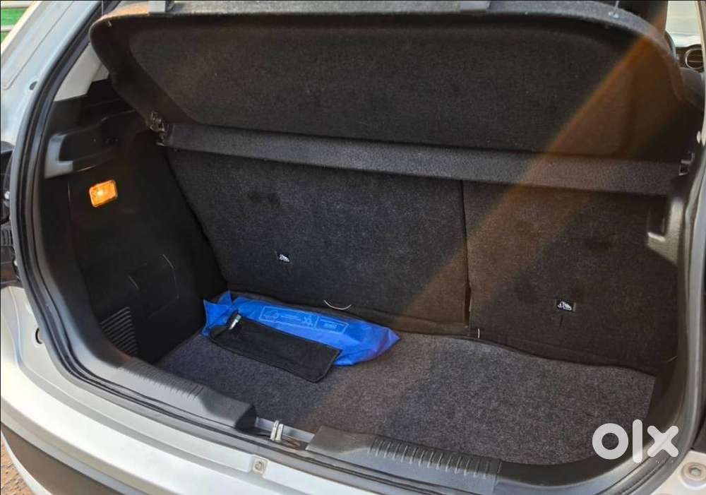 Maruti Suzuki Ignis 1.2 Amt Alpha, 2017, Petrol