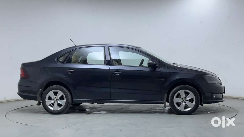 Skoda Rapid 1.0 Ambition Tsi, 2021, Petrol