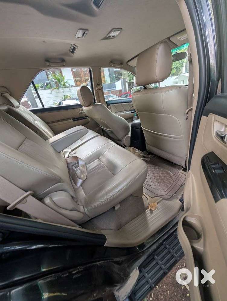 Toyota Fortuner 4x2 At 2.8 Diesel, 2015