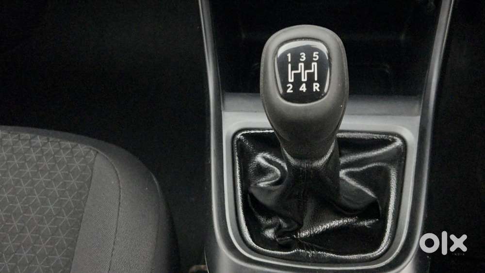 Tata Altroz Xm Plus Petrol, 2022, Petrol