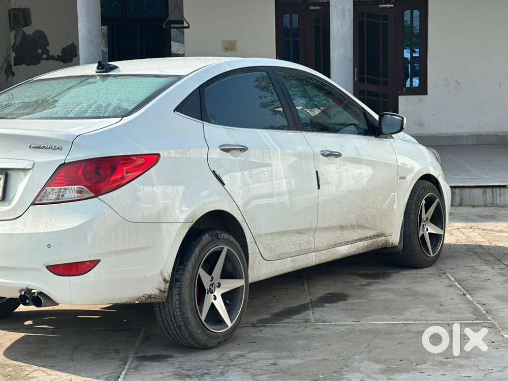 2012 Hyundai Verna 1.6