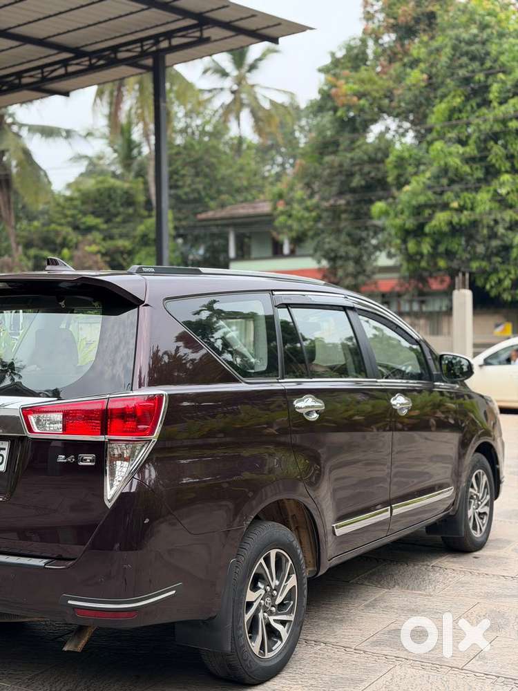 Toyota Innova Crysta 2.4 G Mt, 2021, Diesel