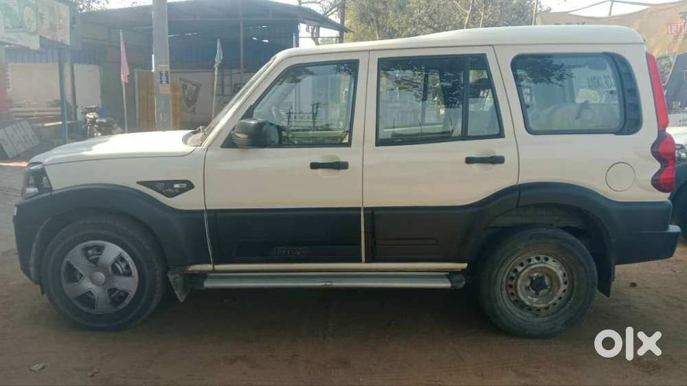 Mahindra Scorpio Classic S Mt 7s 2023