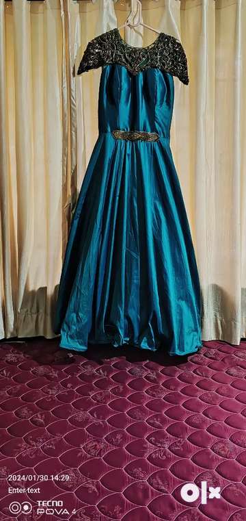 Second hand Gown Women 1759760798