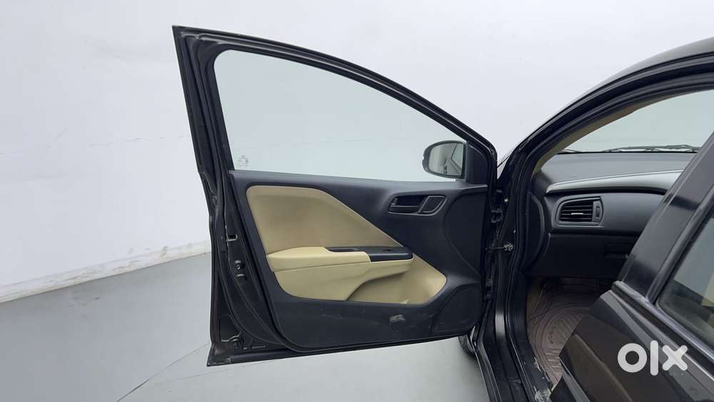 Honda City I-vtec Cvt Zx, 2016, Petrol