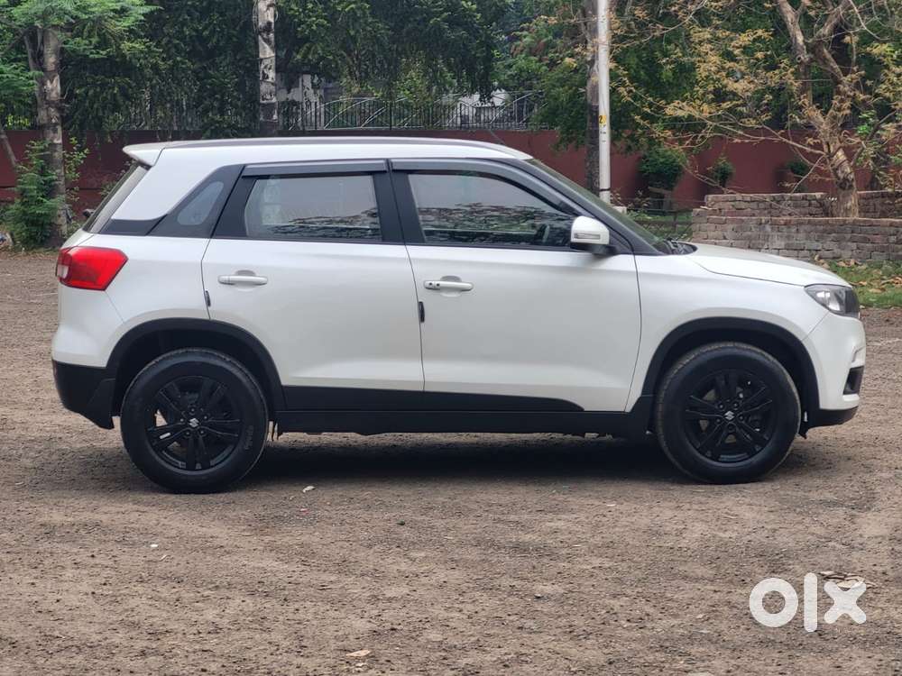 Maruti Suzuki Brezza Zxi Plus At, 2018, Diesel