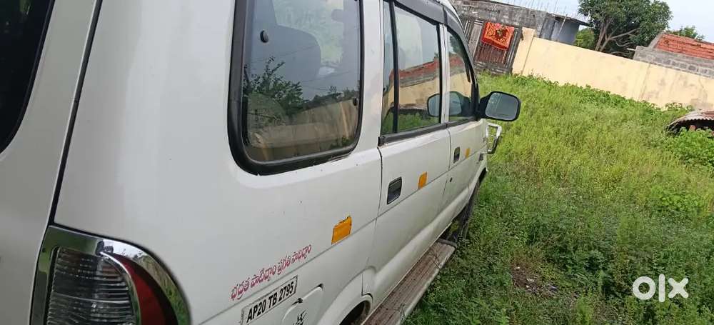 Chevrolet Tavera Ls B1 2011 Second Owner