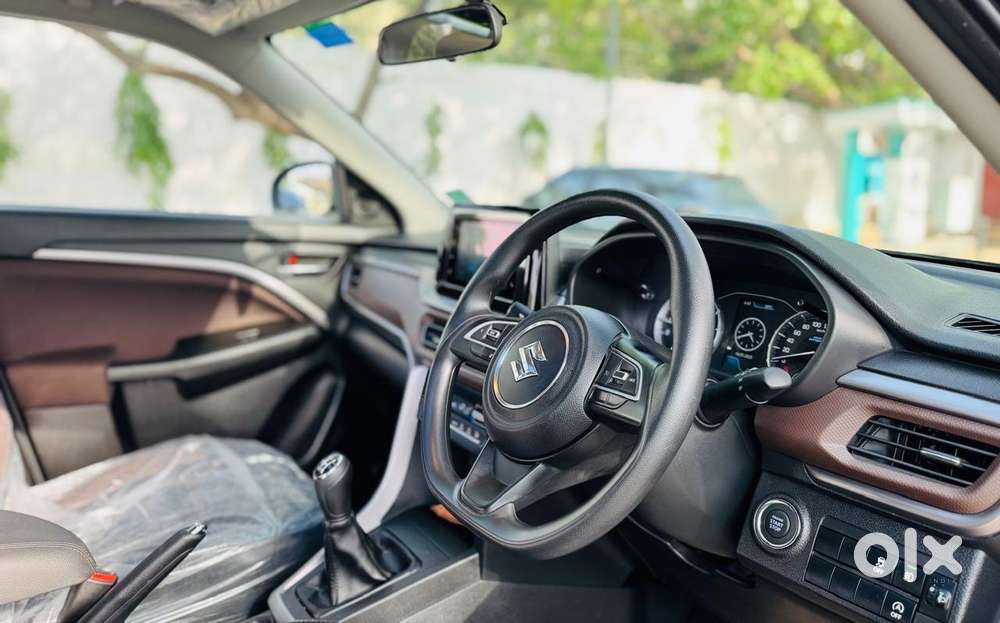 Maruti Suzuki Brezza 1.5 Zxi Plus Smart Hybrid, 2024, Petrol