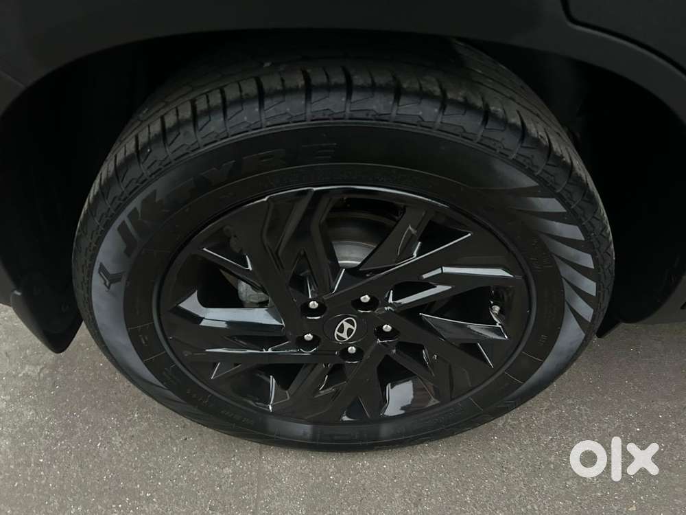 Hyundai Creta 1.5 S Plus Knight Diesel Dual Tone, 2024, Petrol