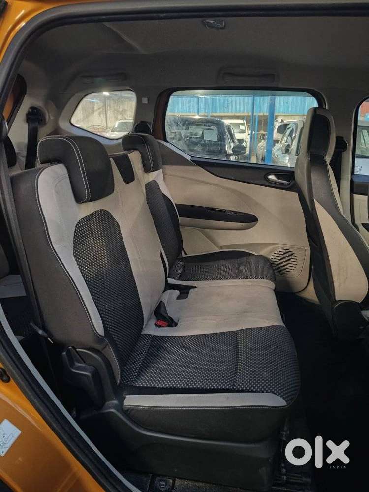 Renault Triber Rxz, 2019, Petrol