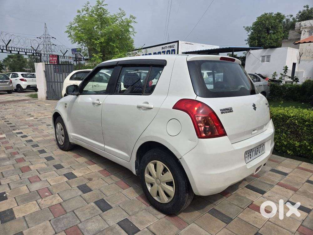 Maruti Suzuki Swift Vdi Bsiii, 2010, Diesel