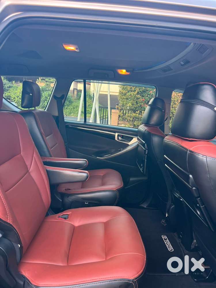 Toyota Innova Crysta 2017