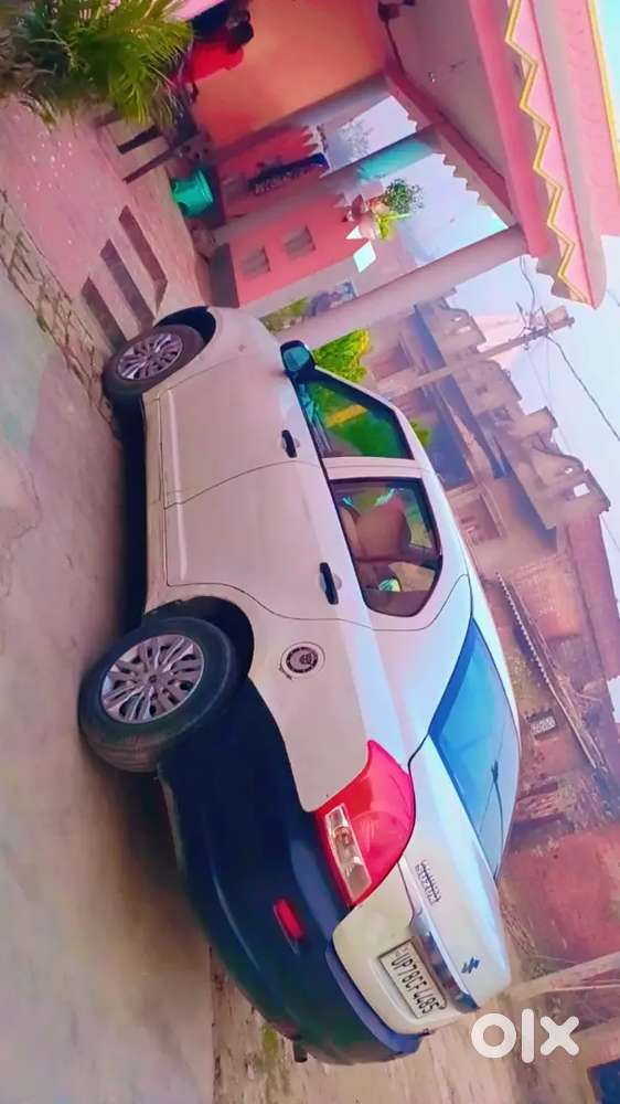 Maruti Suzuki Swift Dzire 2011