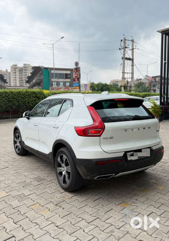 Volvo Xc40 D4 Momentum, 2019, Diesel