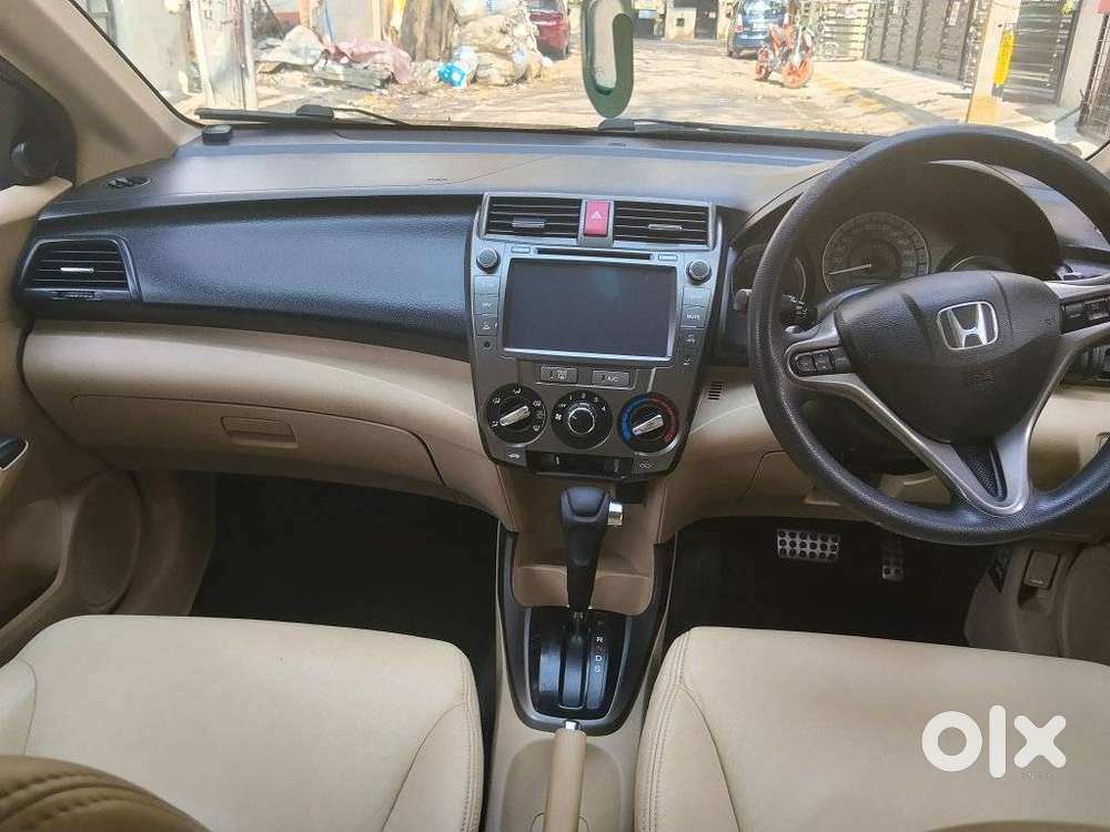 Honda City 2011-2013 V At Exclusive, 2013, Petrol