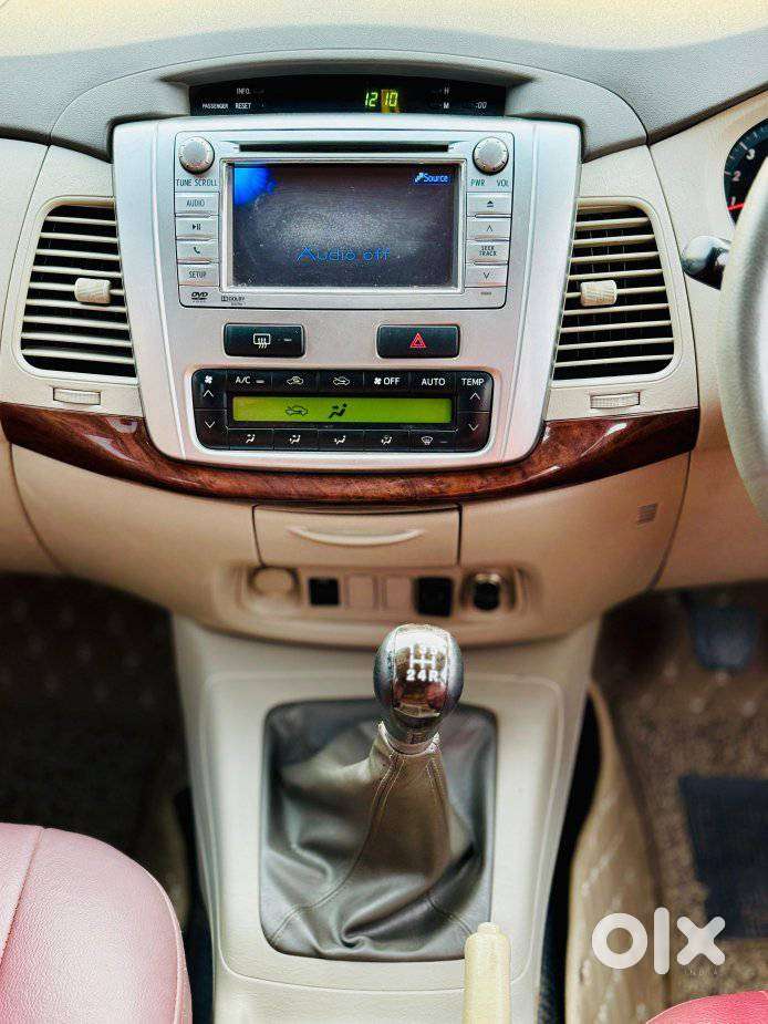Toyota Innova 2.5 V 7 Str, 2013, Diesel