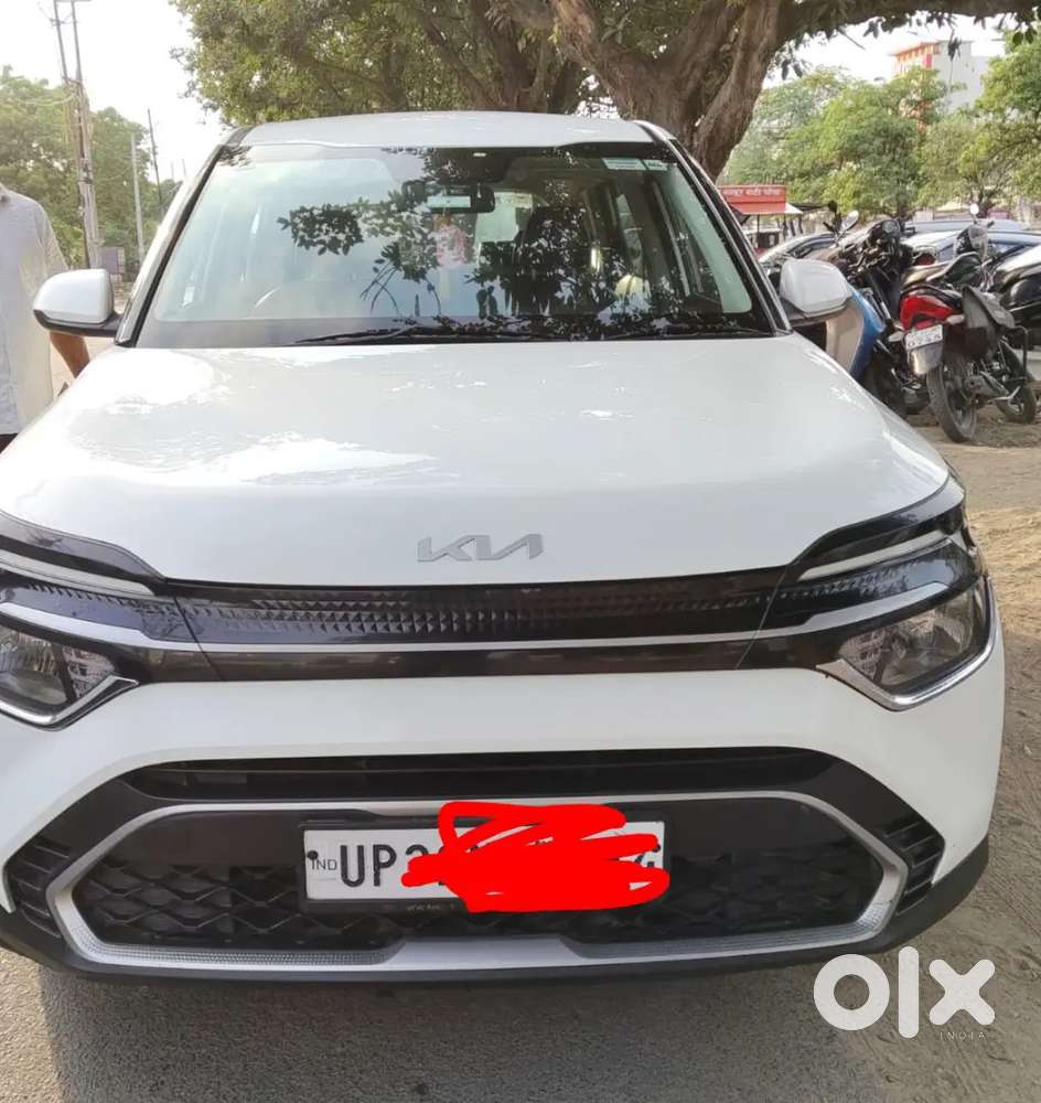 Kia Carens 2023 Diesel 62000 Km Driven