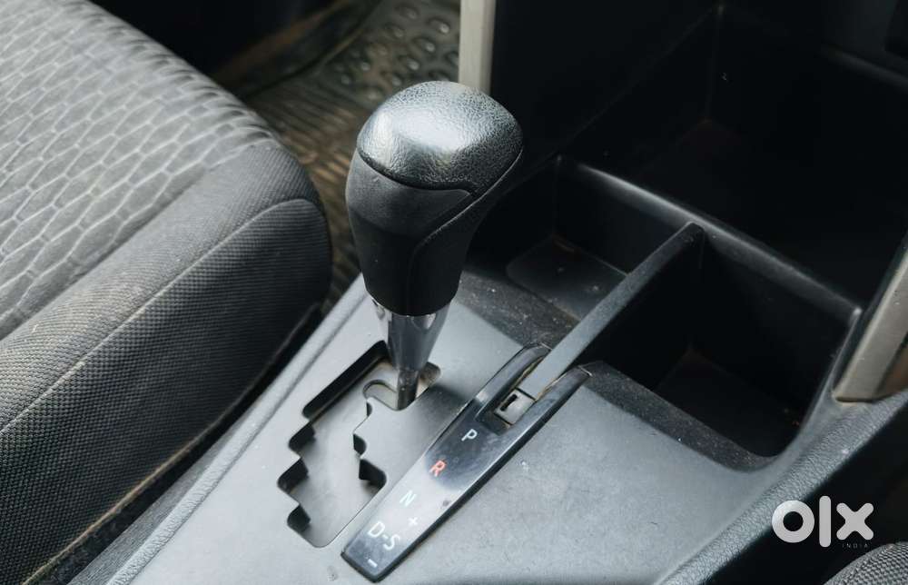 Toyota Innova Crysta G 8 Str, 2016, Diesel