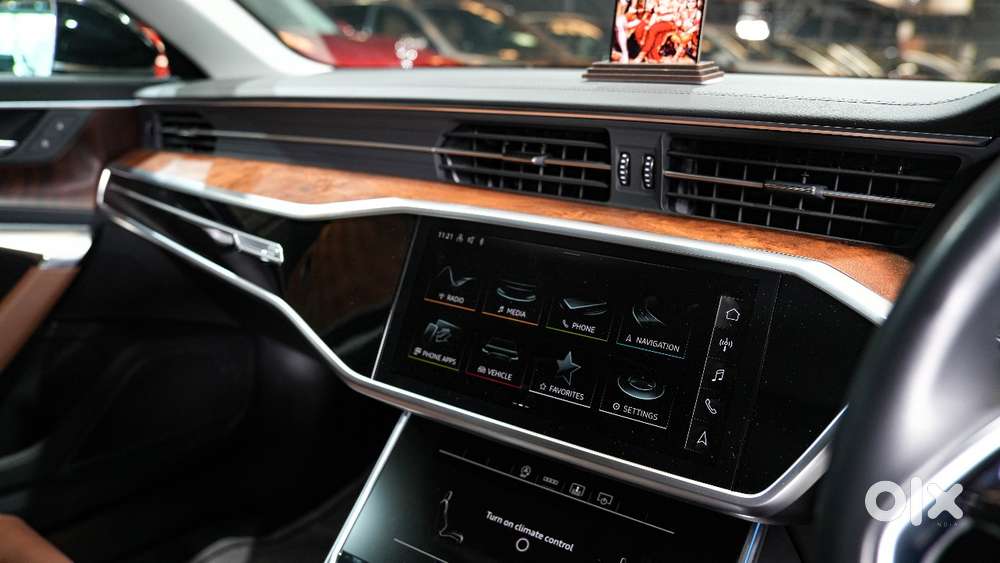 Audi A6 2.0 45 Tfsi Premium Plus, 2023, Petrol