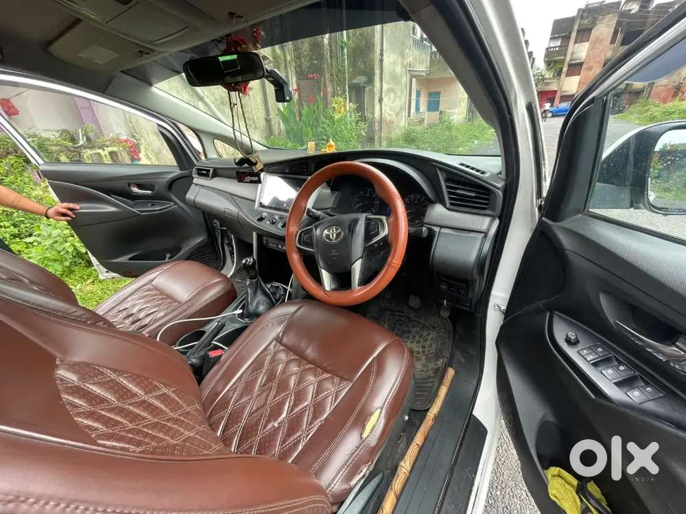 Toyota Innova Crysta 2016 Diesel Manual