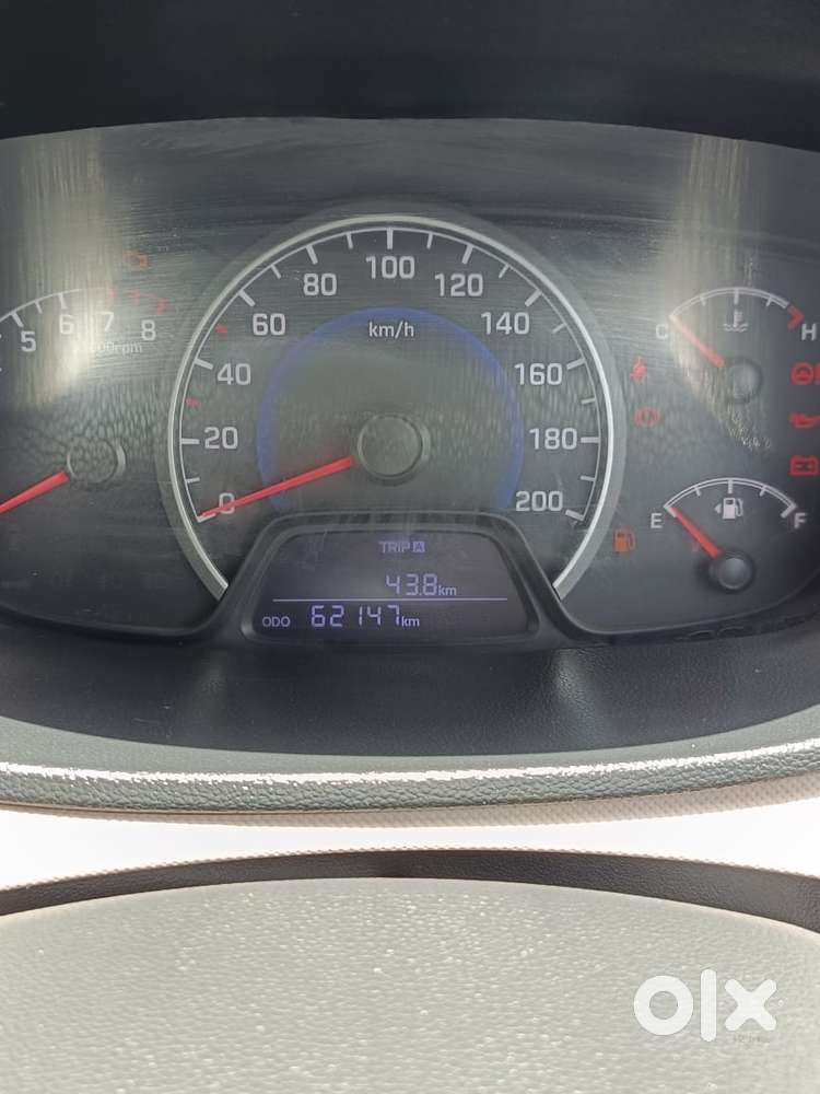 Hyundai Grand I10 2016-2017 Sportz Celebration Edition, 2017, Cng & ..