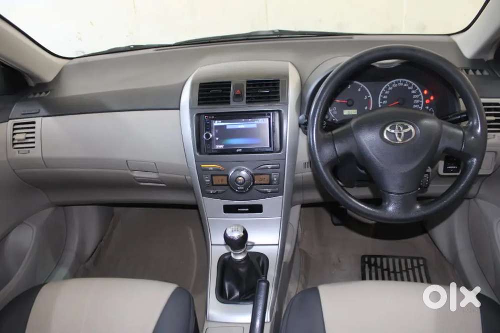 Corolla Altis Aero Model 2012
